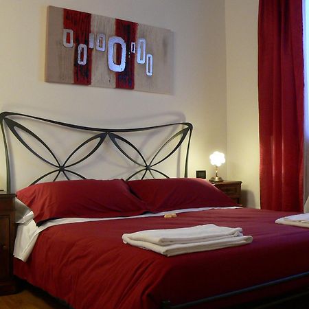 Borghetto Airport/Hospital Bed and Breakfast Bergamo Exteriör bild