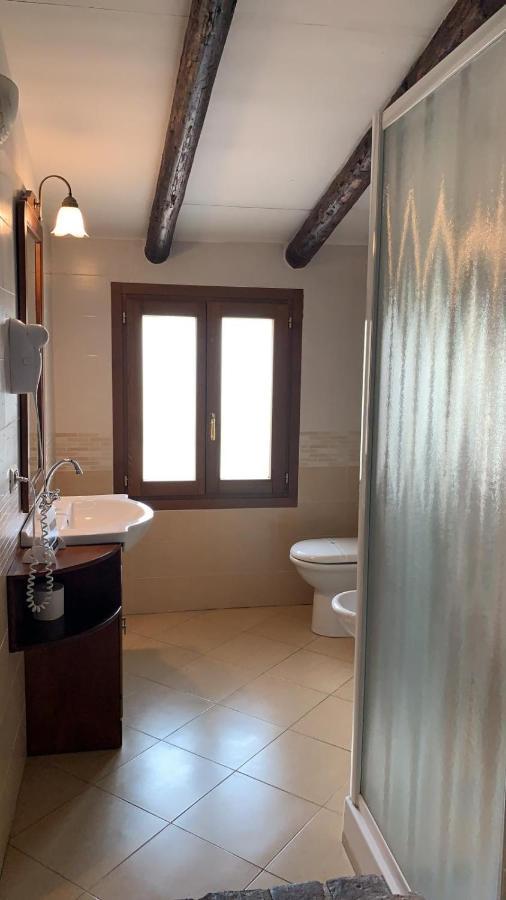Borghetto Airport/Hospital Bed and Breakfast Bergamo Exteriör bild