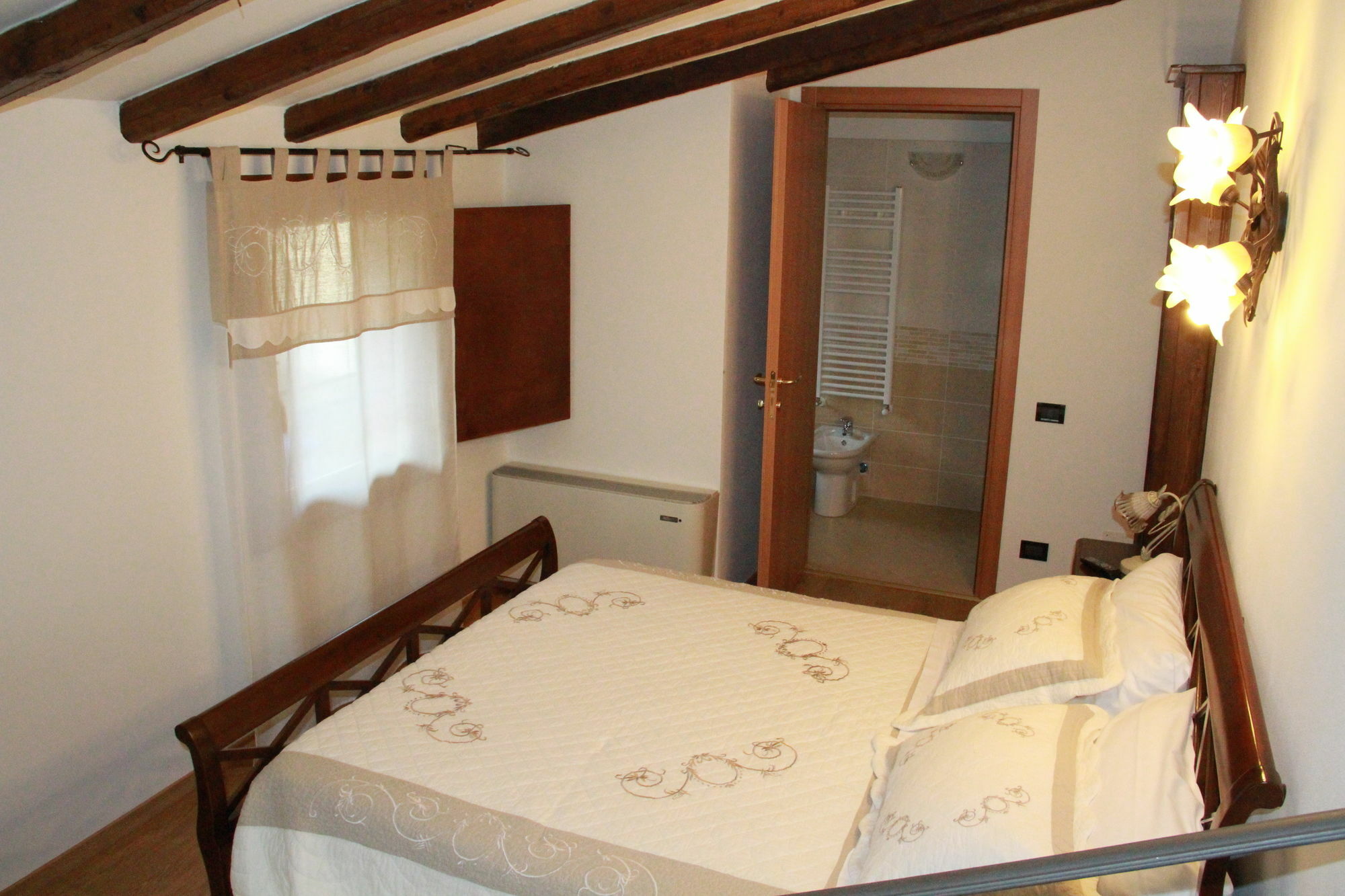 Borghetto Airport/Hospital Bed and Breakfast Bergamo Exteriör bild