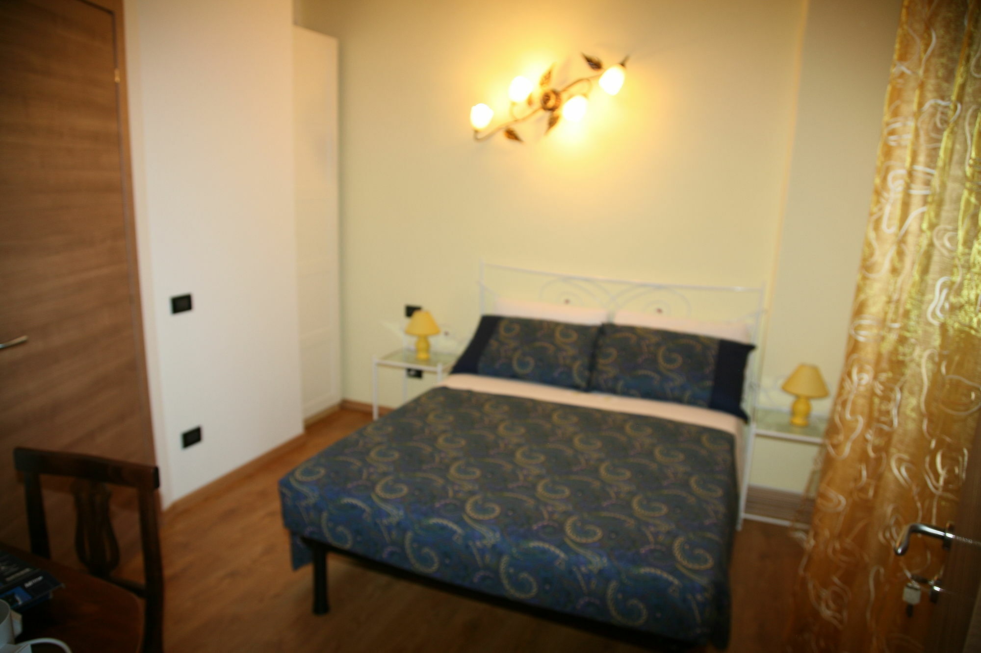 Borghetto Airport/Hospital Bed and Breakfast Bergamo Exteriör bild
